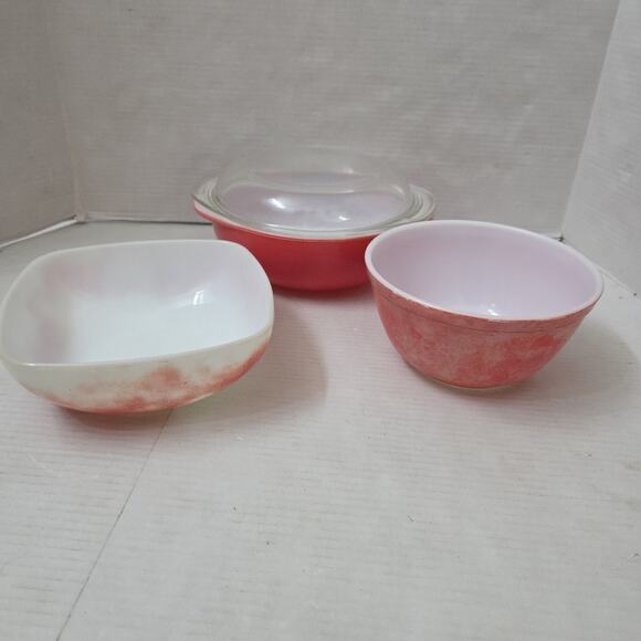 3 Vintage Pyrex Dish Set Pink White Glass 1.5 Quart 515B, 402 + 2qt W Lid 024 - Picture 15 of 15